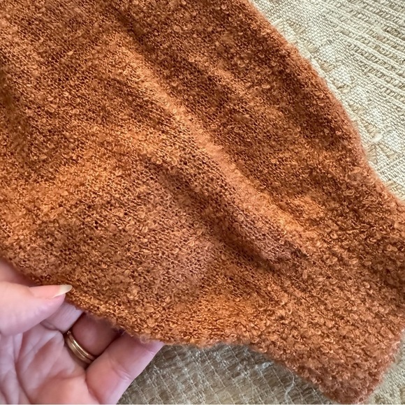 ABOUND Balloon Sleeve Lightweight Sweater Deep V Neck - Picture 4 of 4